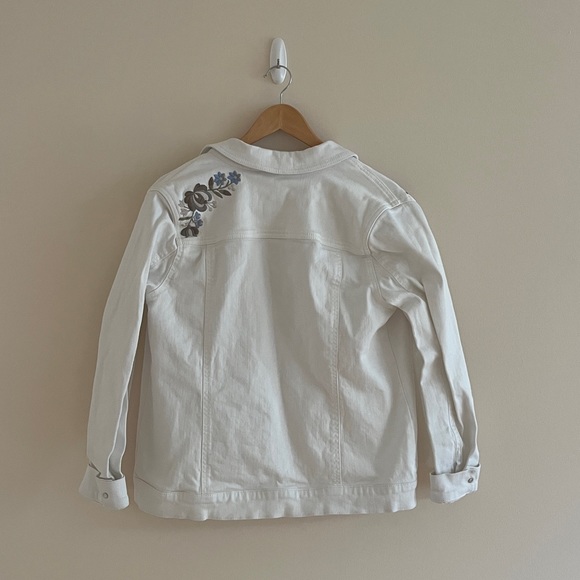 White embroidered jean jacket - Picture 2 of 3